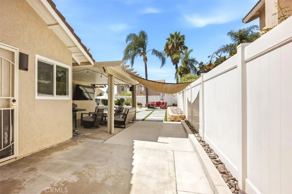 Photo of 8725 Sandhill Drive