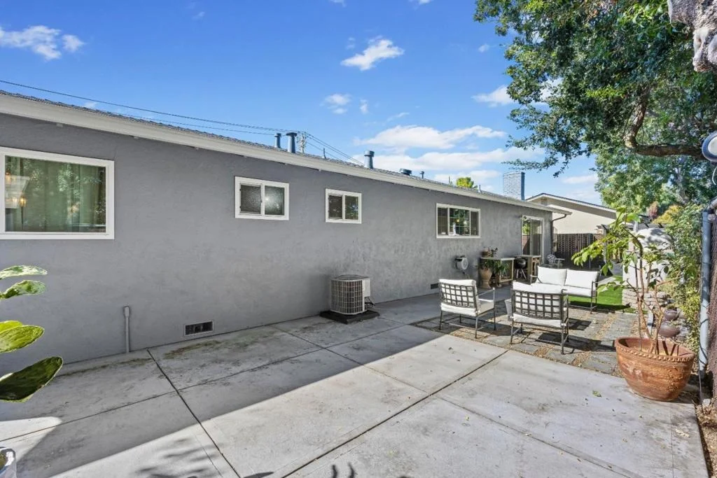 Photo of 105 Ridgerock Drive