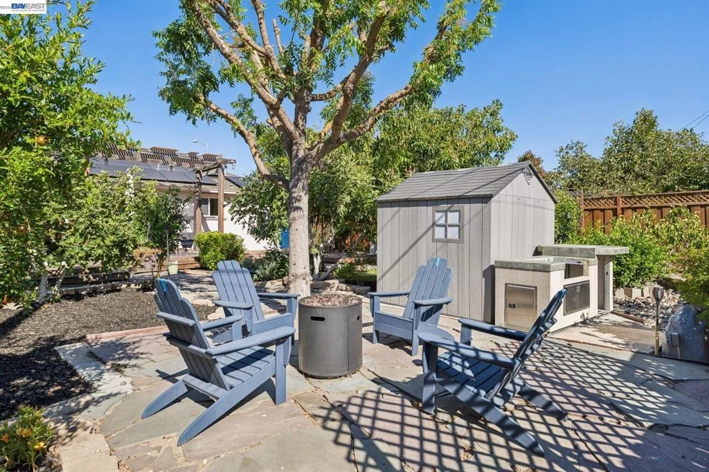 Photo of 734 Scott Blvd