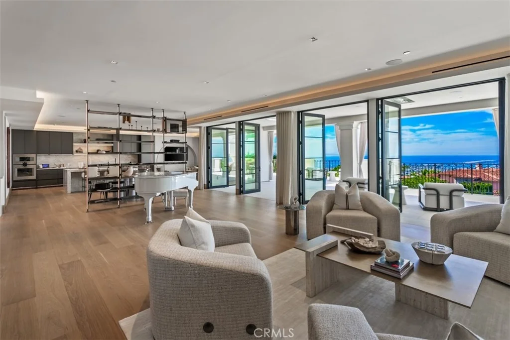 Photo of 7 Sailview