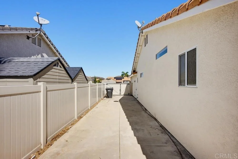 Photo of 27335 Potomac Drive