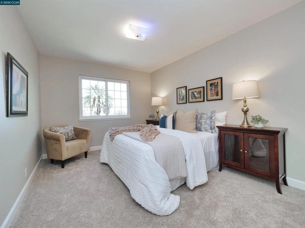 Photo of 4044 Cowell Road