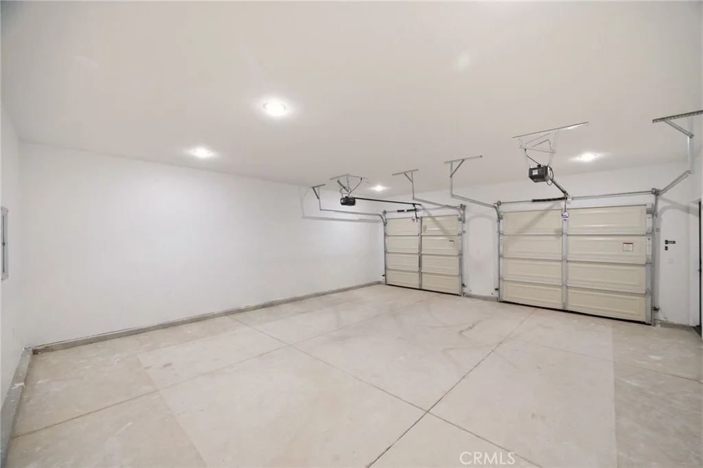Photo of 1050 W Olive Street