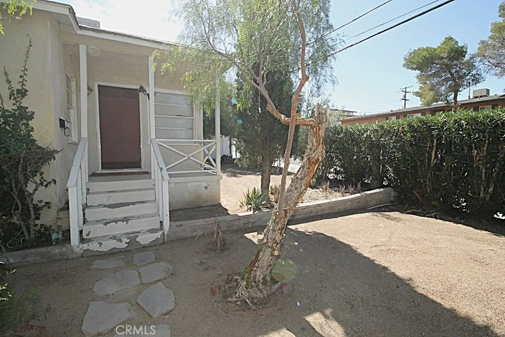 Photo of 100 E Desert View
