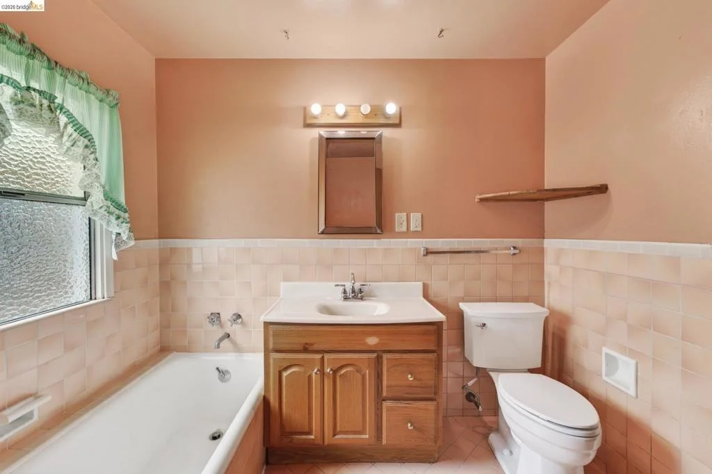 Photo of 8115 Iris St