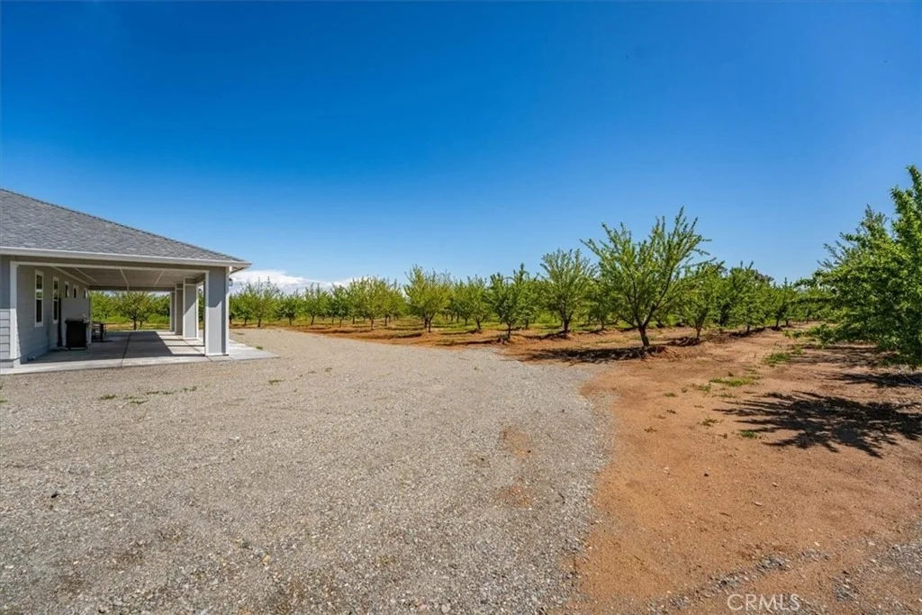Photo of 24565 Foster Road