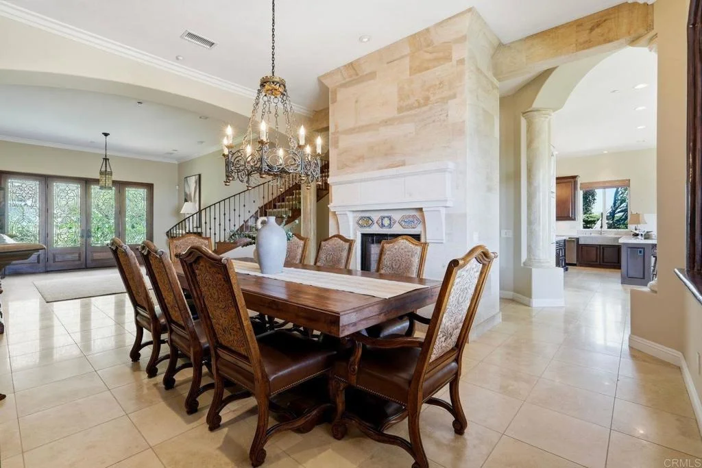 Photo of 2484 Dos Lomas