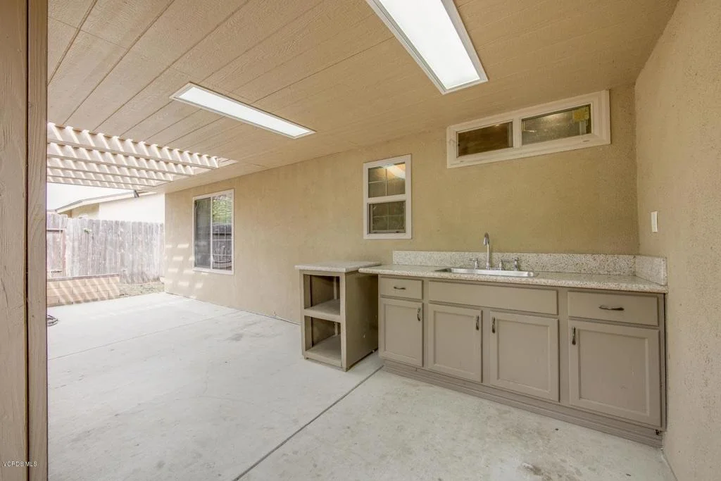 Photo of 813 N Calle Circulo