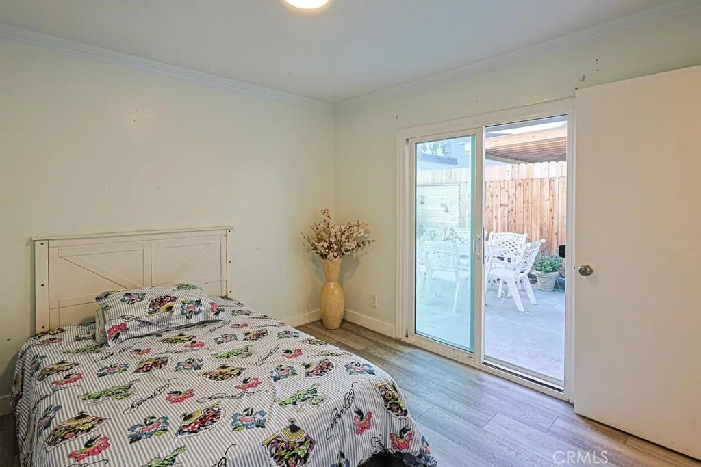 Photo of 11077 Robinson