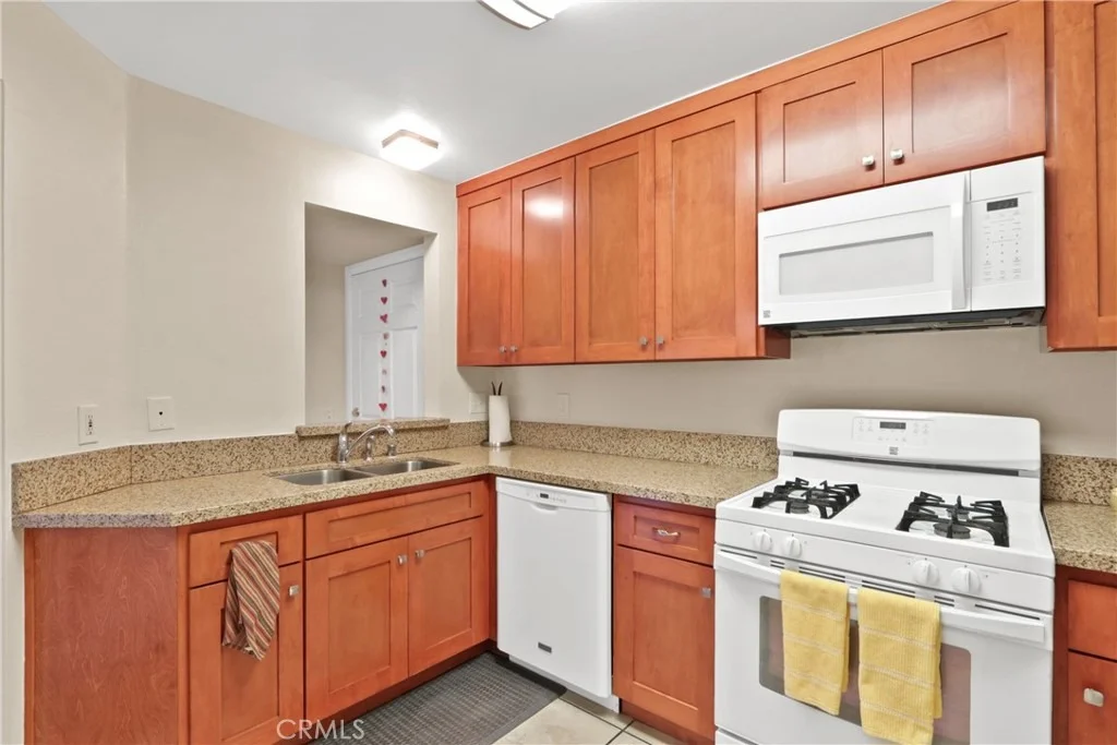 Photo of 801 Pine Ave. #310