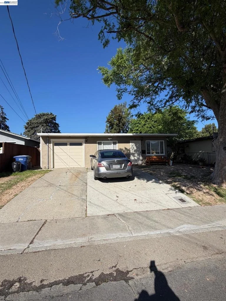 Photo of 29 Anchor Dr.