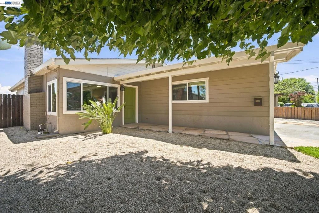 Photo of 54 LAKEVIEW DRIVE