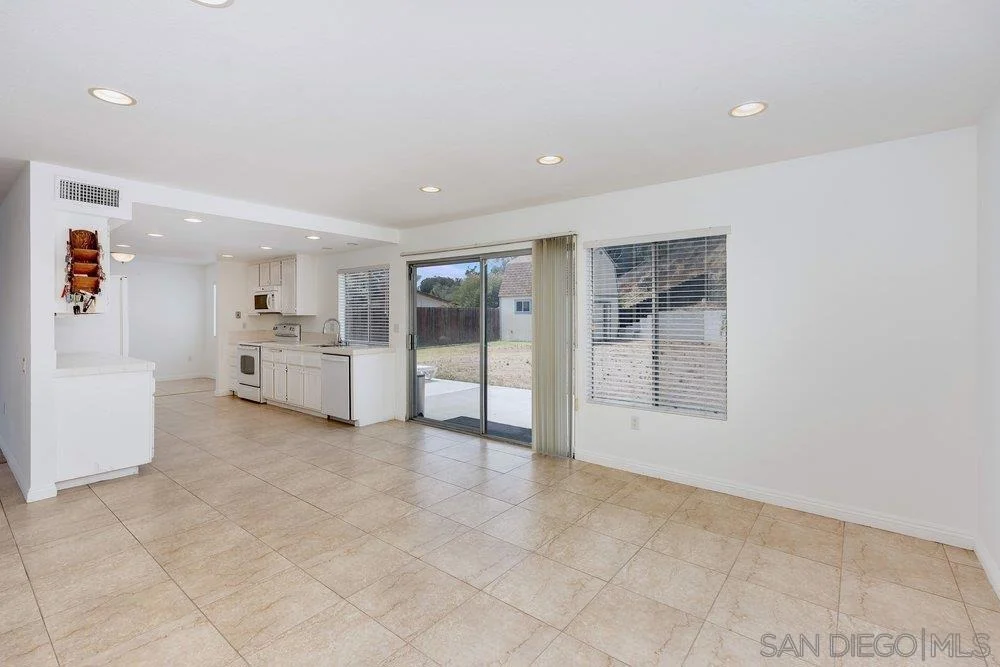Photo of 3380 Mount Ariane