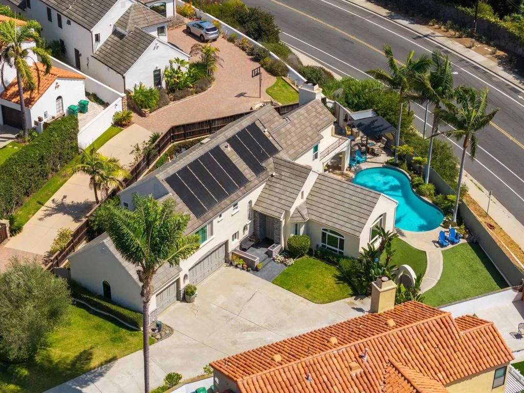 Photo of 3684 Maria Ln