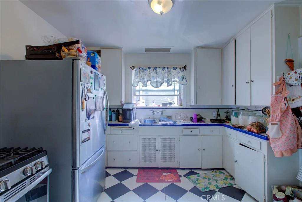 Photo of 420 W 19th Street
