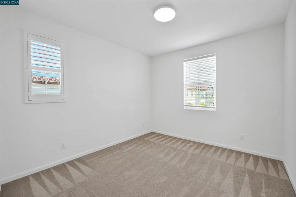 Photo of 531 Lavender Dr