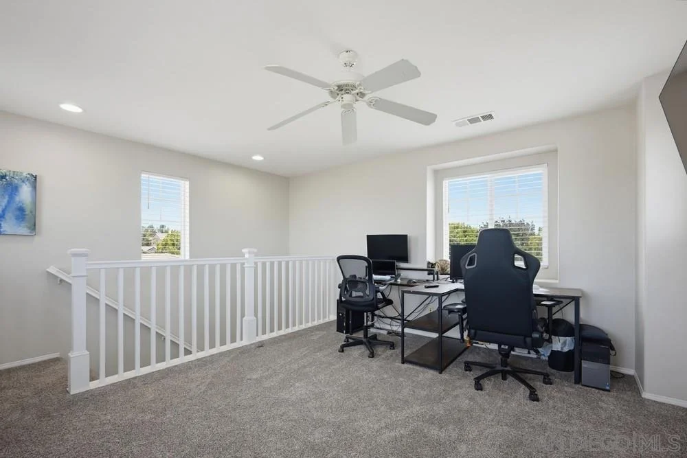 Photo of 40278 Ayer Ln