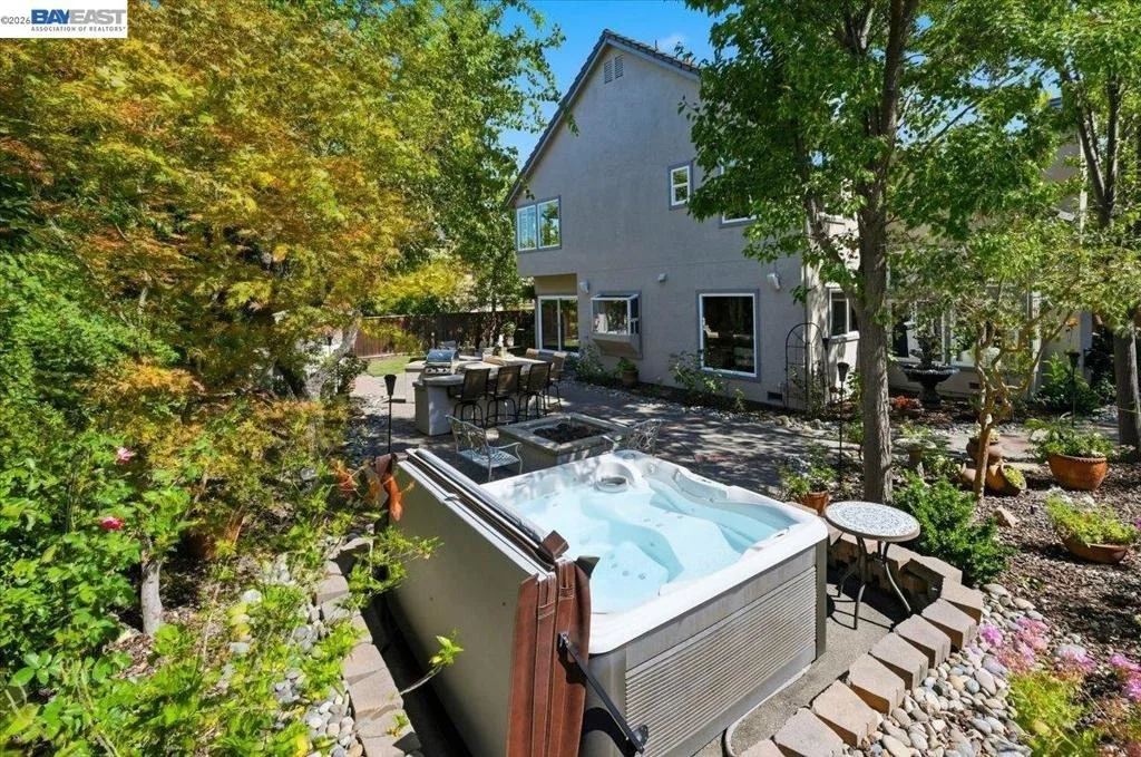 Photo of 3766 Valley View Way