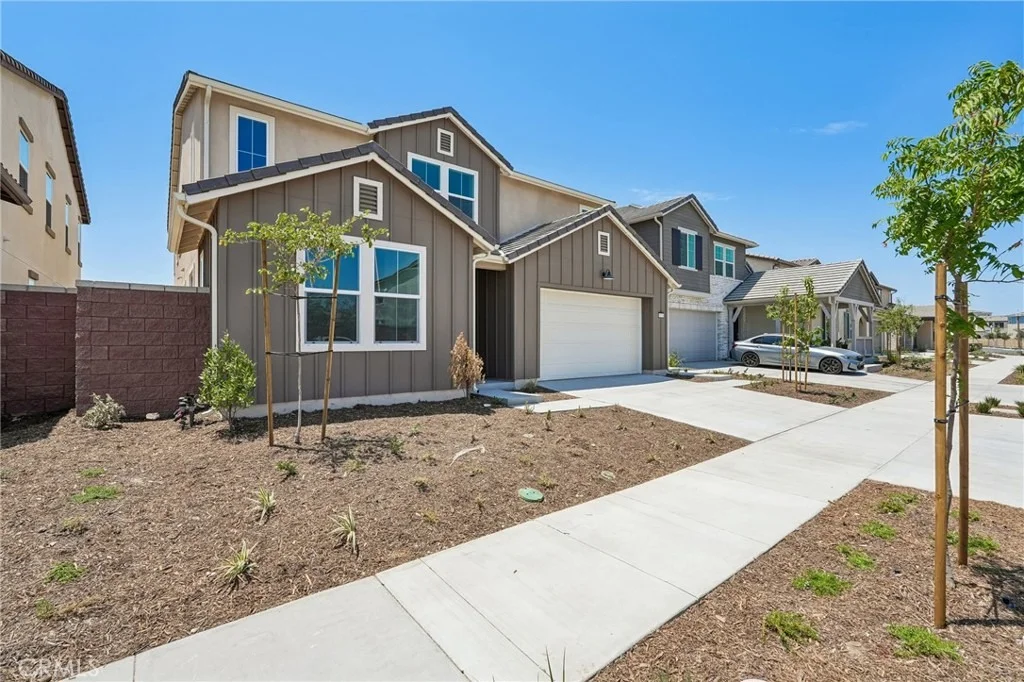 Photo of 8553 Tamarack Street