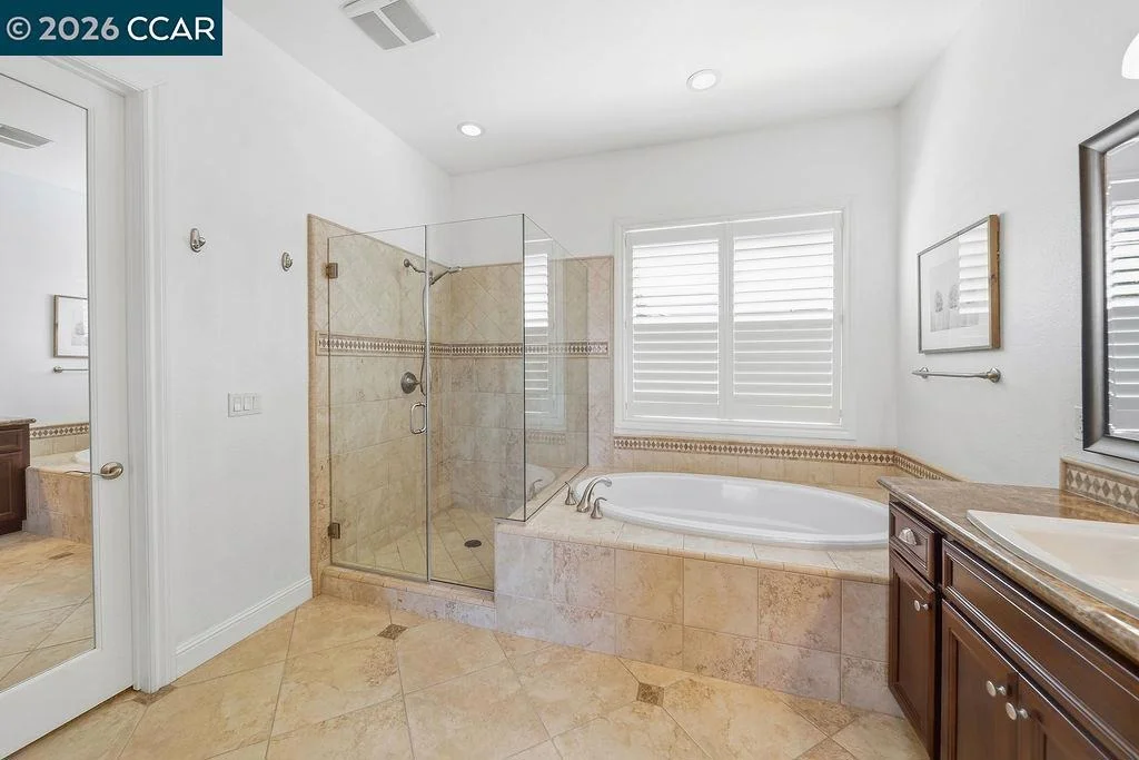 Photo of 24 Promontory Place