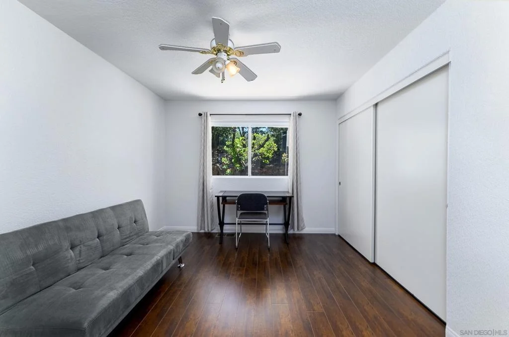 Photo of 1577 Oak Land