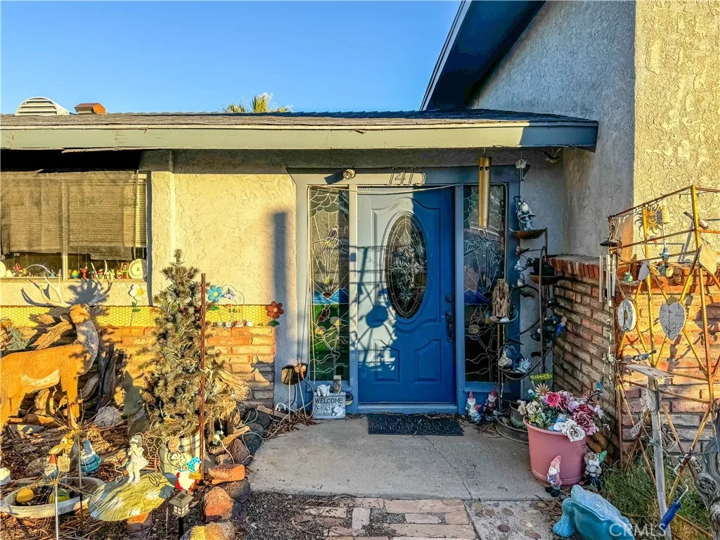 Photo of 1415 Tamarack Lane