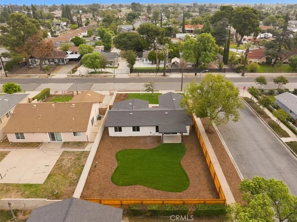 Photo of 7614 Tamarind
