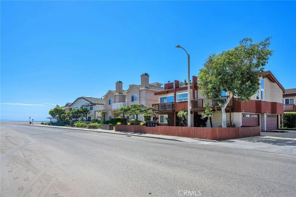 Photo of 5123 Neptune square