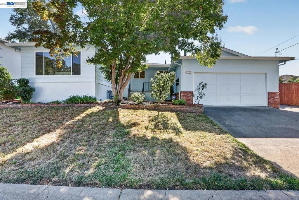 Photo of 2737 Sulphur Dr