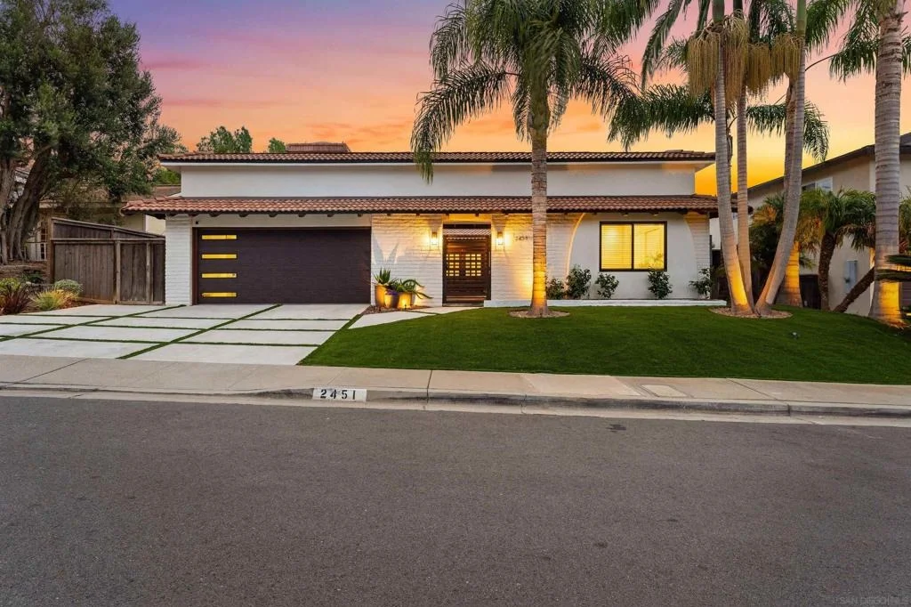 Photo of 2451 Malibu Way
