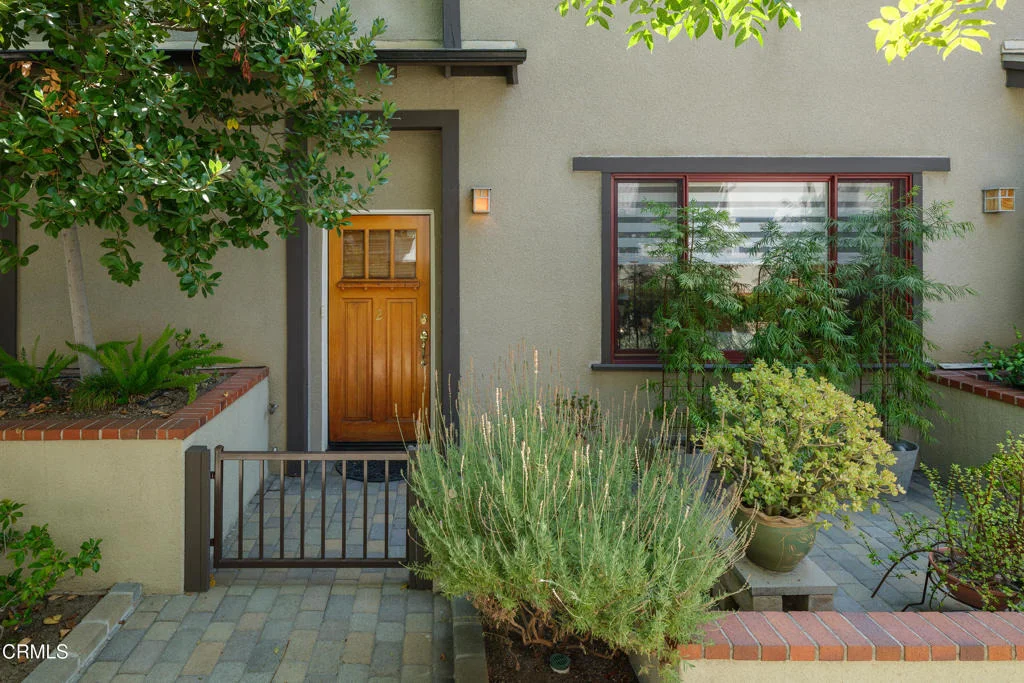 Photo of Unit 2 at 322 Alpine Street
