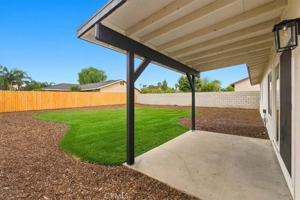 Photo of 7614 Tamarind