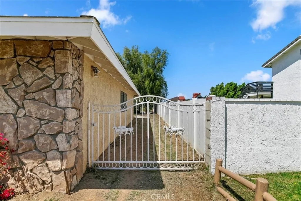 Photo of 2386 Hialeah Circle