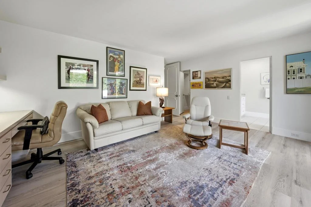 Photo of 44 Lafayette Drive