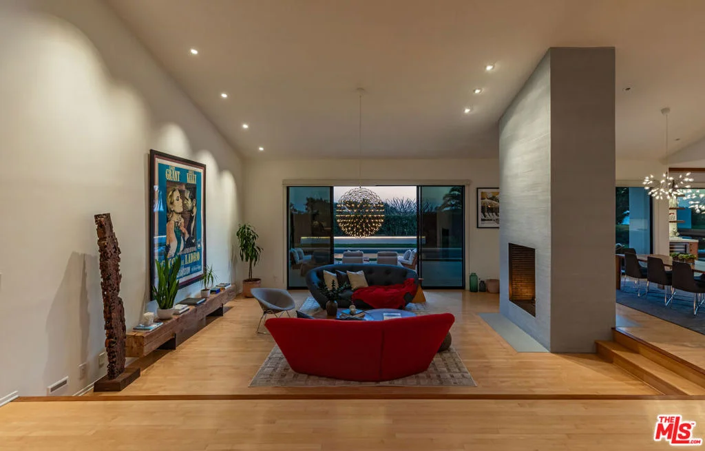 Photo of 6419 Merritt Drive