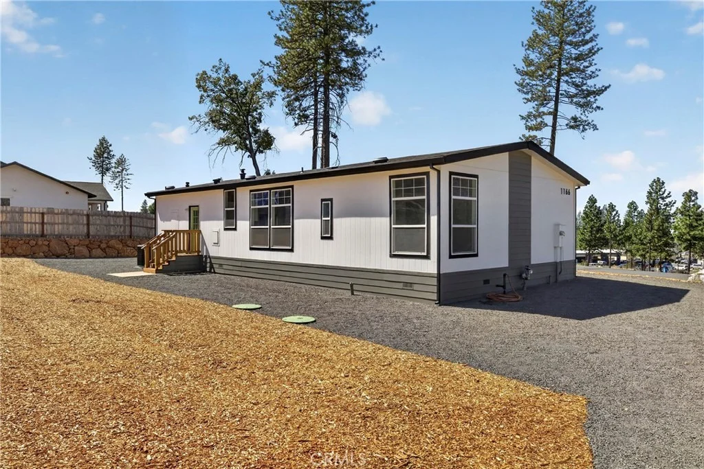 Photo of 1166 Wagstaff