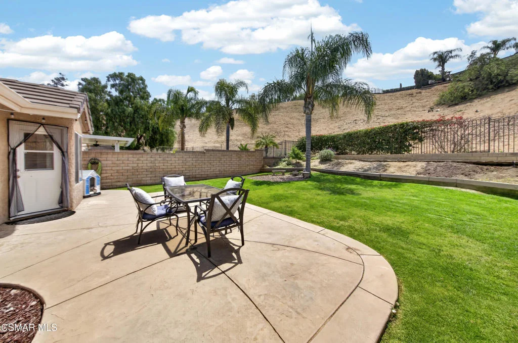 Photo of 3072 Lamplighter Street