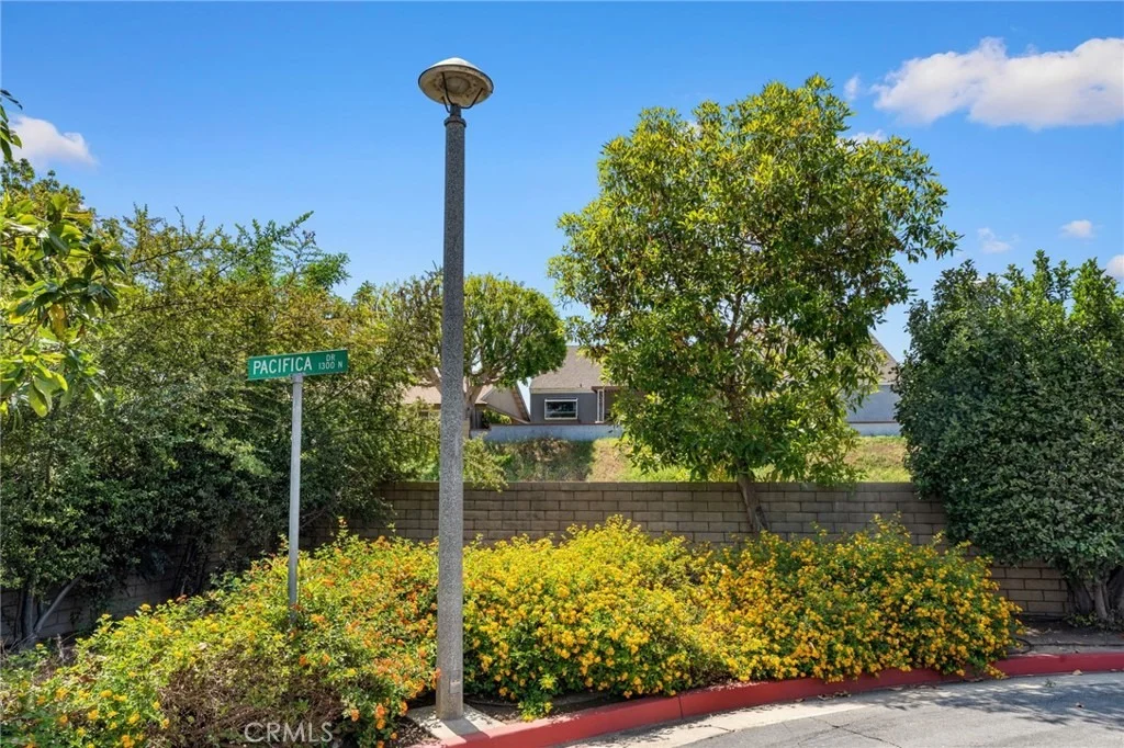 Photo of 1001 Pacifica