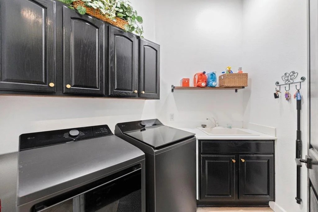 Photo of 4836 Rolling Hills Avenue