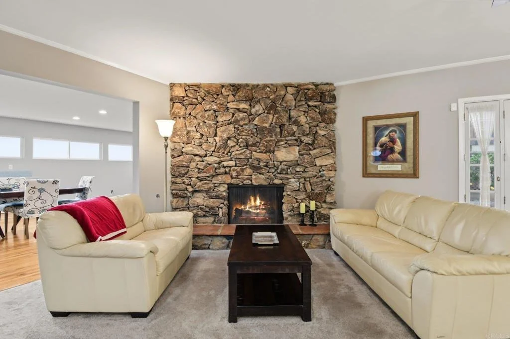 Photo of 318 Rose View Place