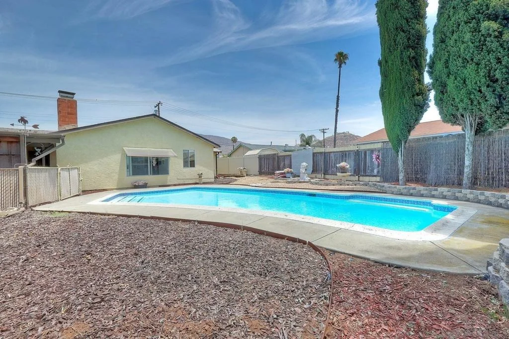 Photo of 965 Spinel Ave