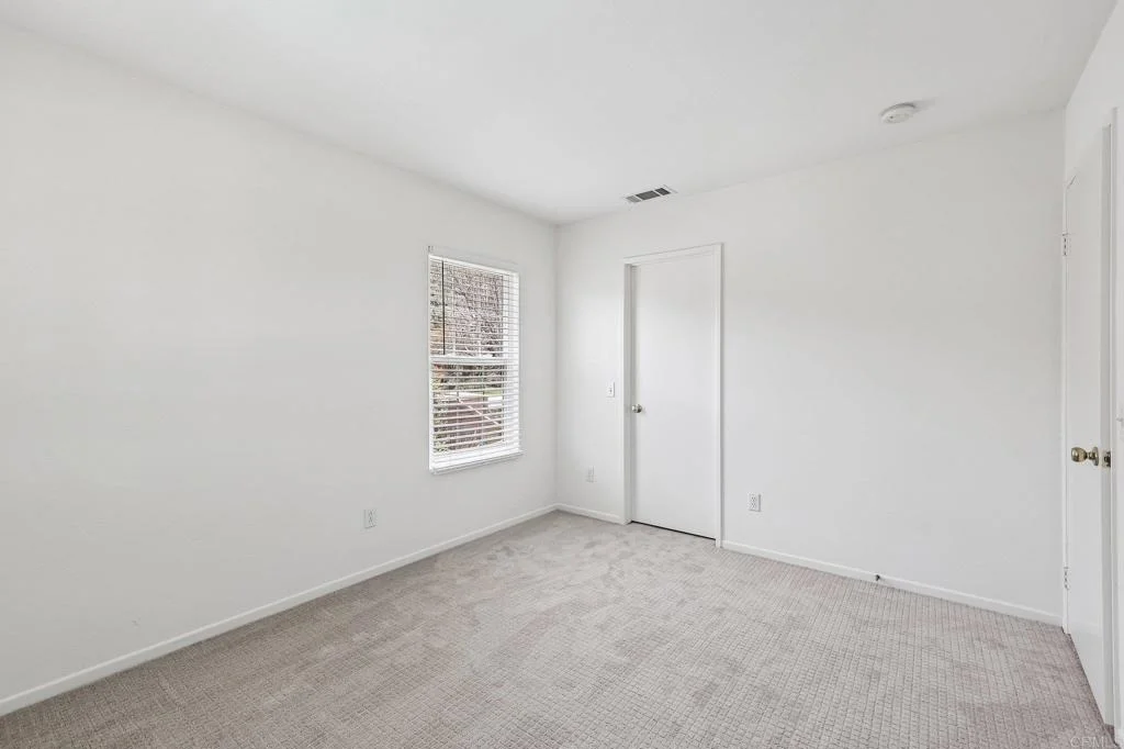 Photo of 915 Applewilde Drive