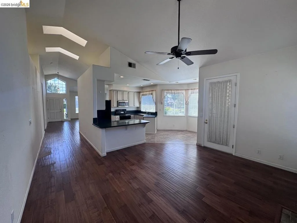 Photo of 5001 Meadow Pass Way