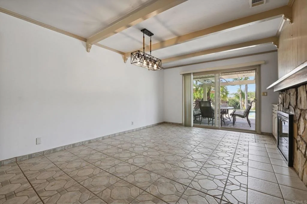 Photo of 3267 Avenida De Loyola