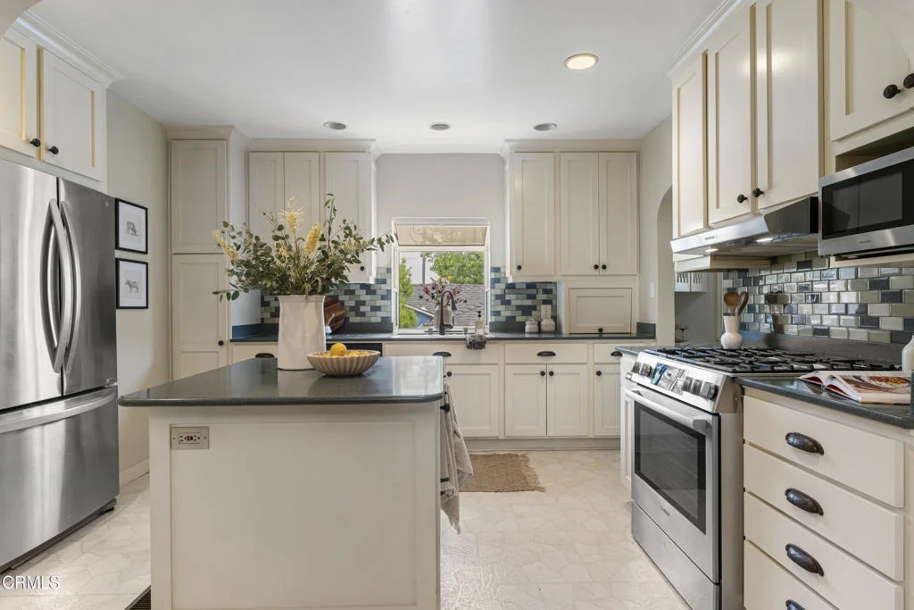 Photo of 4812 La Canada Boulevard