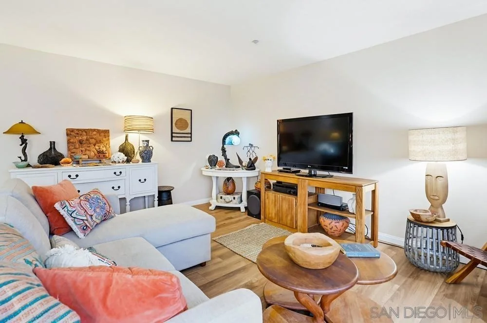 Photo of 9634 Eucalyptus St