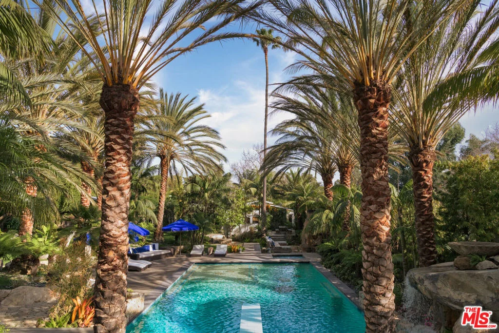 Photo of 7059 Fernhill Drive