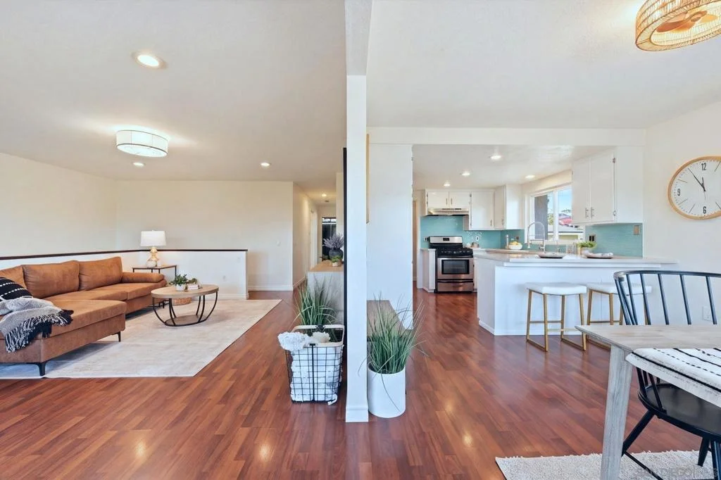 Photo of 644 A Lado De Loma