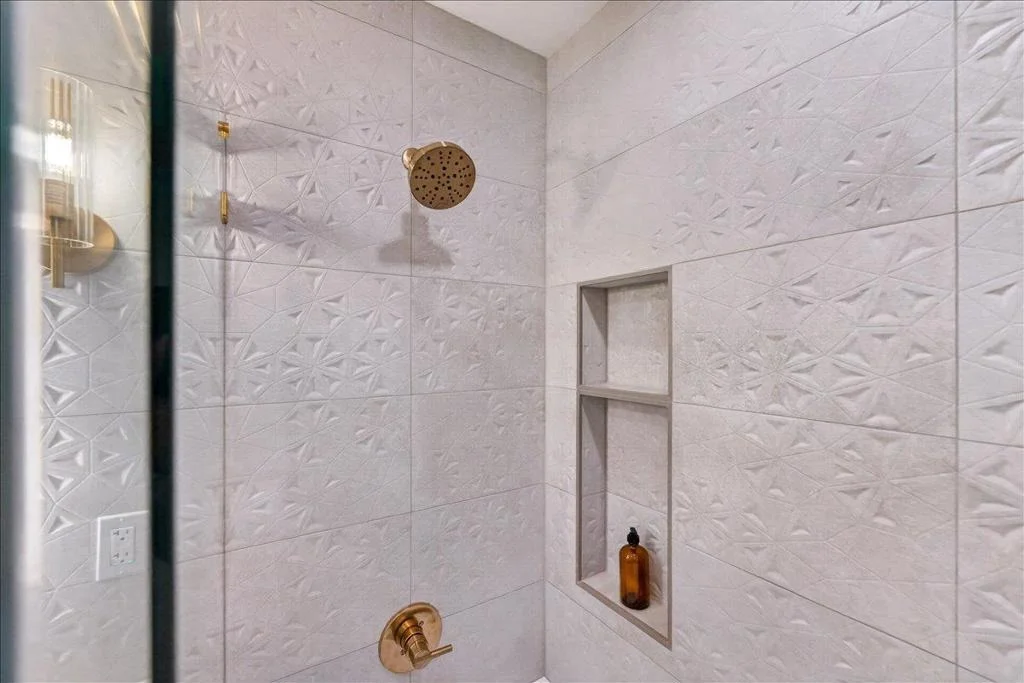 Photo of 1550 Winding Way