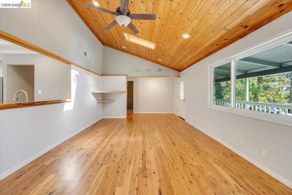 Photo of 5827 Lookout Ct